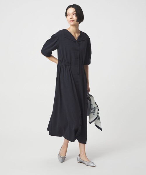 green label relaxing(グリーンレーベルリラクシング)の「Vカラー フレア ボタン ワンピース(ワンピース・レディース・ダークブラウン/ネイビー・38/36)」の9枚目の写真