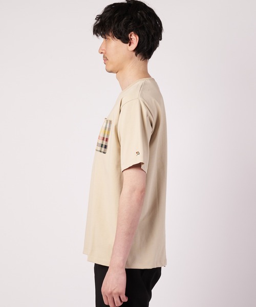 Arnold Palmer(アーノルドパーマー)の「シェア ポケットモチーフ Tシャツ(Tシャツ/カットソー・レディース・ベージュ/ホワイト/ブルー/ブラック・XS/S/M/L/LL)」の11枚目の写真