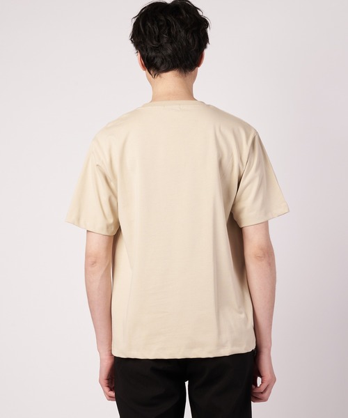 Arnold Palmer(アーノルドパーマー)の「シェア ポケットモチーフ Tシャツ(Tシャツ/カットソー・レディース・ベージュ/ホワイト/ブルー/ブラック・XS/S/M/L/LL)」の12枚目の写真