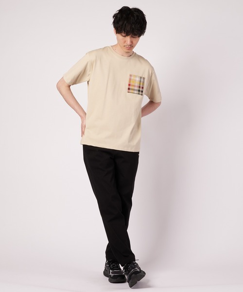 Arnold Palmer(アーノルドパーマー)の「シェア ポケットモチーフ Tシャツ(Tシャツ/カットソー・レディース・ベージュ/ホワイト/ブルー/ブラック・XS/S/M/L/LL)」の6枚目の写真