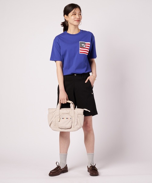 Arnold Palmer(アーノルドパーマー)の「シェア ポケットモチーフ Tシャツ(Tシャツ/カットソー・レディース・ベージュ/ホワイト/ブルー/ブラック・XS/S/M/L/LL)」の8枚目の写真