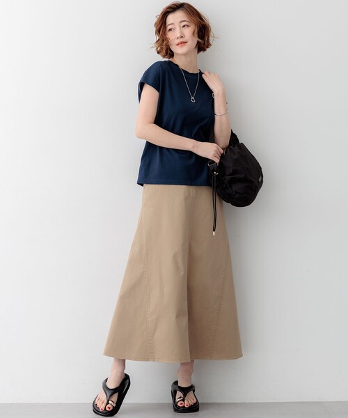 23区 L(ニジュウサンクオオキイサイズ)の「スビンハイツイスト フレンチスリーブ Tシャツ(Tシャツ/カットソー・レディース・ブラック系/ホワイト系/ライトオレンジ系/ネイビー系・44/46/48)」の6枚目の写真