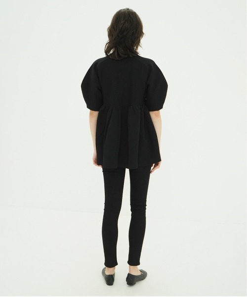 CLANE(クラネ)の「PEPLUM HALF SLEEVE KNIT TOPS(ニット/セーター・レディース・アイボリー/ブラック・F)」の15枚目の写真