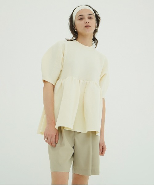 CLANE(クラネ)の「PEPLUM HALF SLEEVE KNIT TOPS(ニット/セーター・レディース・アイボリー/ブラック・F)」の5枚目の写真