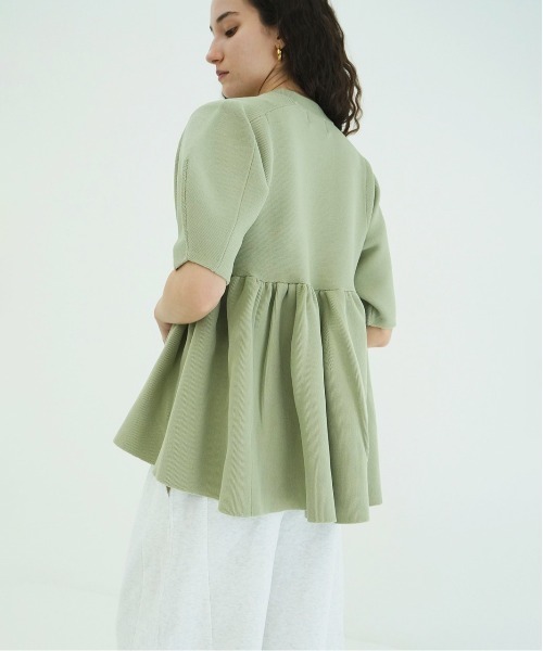 CLANE(クラネ)の「PEPLUM HALF SLEEVE KNIT TOPS(ニット/セーター・レディース・アイボリー/ブラック・F)」の18枚目の写真