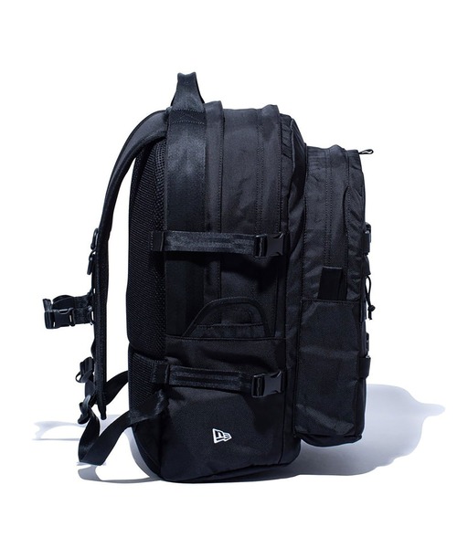 NEW ERA(ニューエラ)の「NEWERA-CARRIER PACK 251(バックパック/リュック・メンズ・ブラック系2/ブラック・FREE)」の4枚目の写真