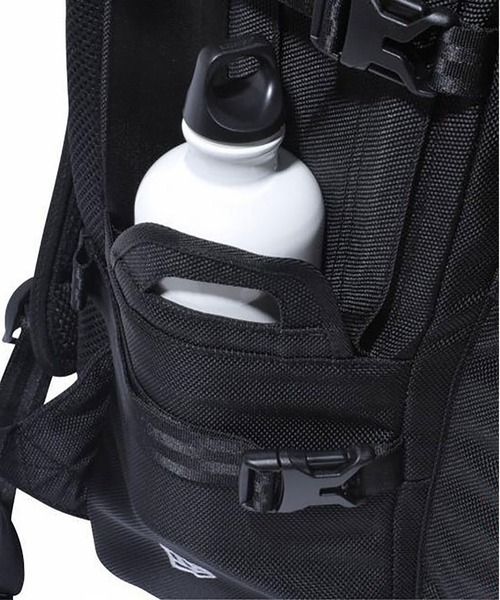 NEW ERA(ニューエラ)の「NEWERA-CARRIER PACK 251(バックパック/リュック・メンズ・ブラック系2/ブラック・FREE)」の19枚目の写真