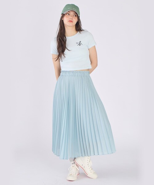 To b. by agnes b.(トゥービーバイアニエスベー)の「"To b."ロゴ コットン 半袖 クロップド Tシャツ(Tシャツ/カットソー・レディース・ブルー系その他・40/38)」の7枚目の写真
