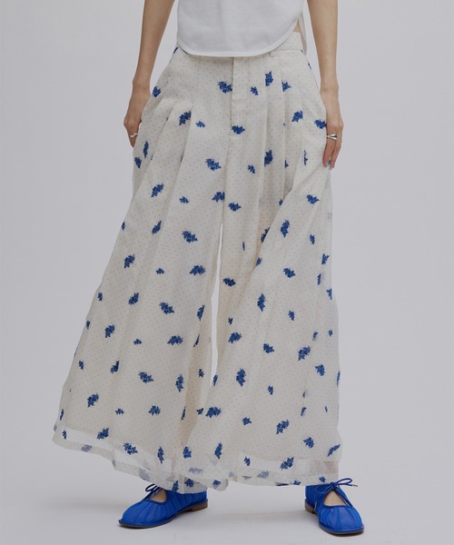 Ameri（アメリ）の「DOT FLOWER VEIL PANTS（その他パンツ・レディース・ブラウン/ホワイト・MEDIUM/SMALL）」の4枚目の写真