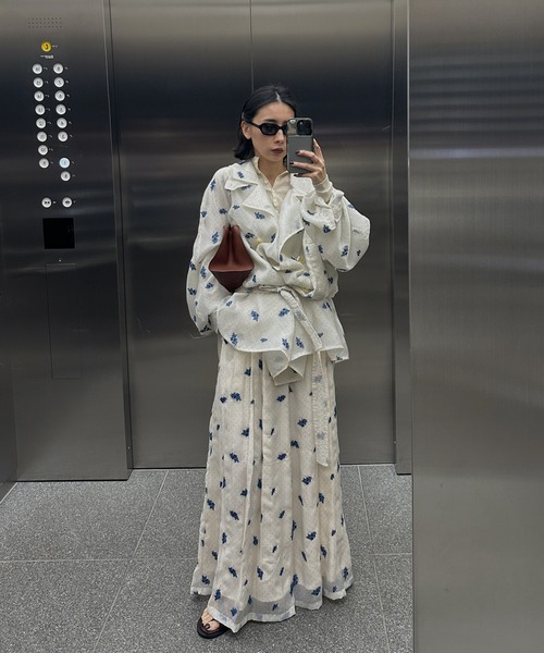 Ameri（アメリ）の「DOT FLOWER VEIL PANTS（その他パンツ・レディース・ブラウン/ホワイト・MEDIUM/SMALL）」の11枚目の写真