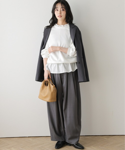 AMELY(エミリー)の「フリルヘムバルーンプルオーバー(Tシャツ/カットソー・レディース・ホワイト/ブラック/杢グレー・フリー)」の4枚目の写真