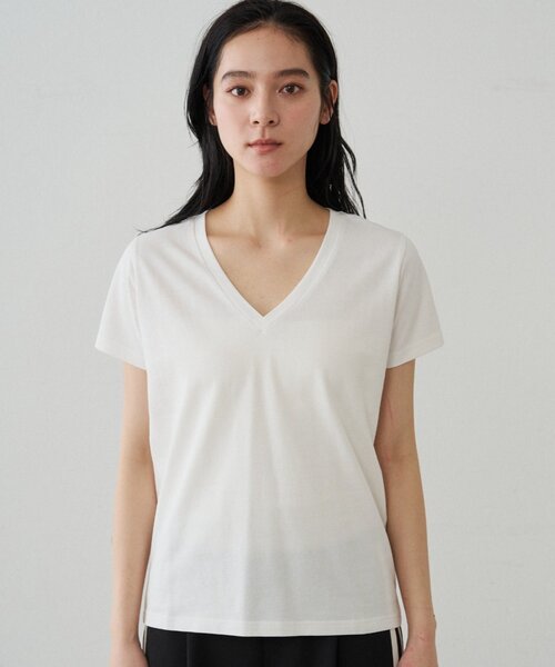 LOUNGEDRESS（ラウンジドレス）の「ディープVカットソー（Tシャツ/カットソー・レディース・ブラック/ベージュ/オフホワイト・FREE）」の8枚目の写真