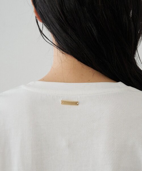 LOUNGEDRESS（ラウンジドレス）の「ディープVカットソー（Tシャツ/カットソー・レディース・ブラック/ベージュ/オフホワイト・FREE）」の11枚目の写真