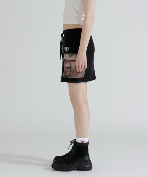 AVIREX(アヴィレックス)の「《直営店限定》CAMO SWEAT MINI SKIRT(スカート・レディース・グレー/ブラック・S/M)」の5枚目の写真