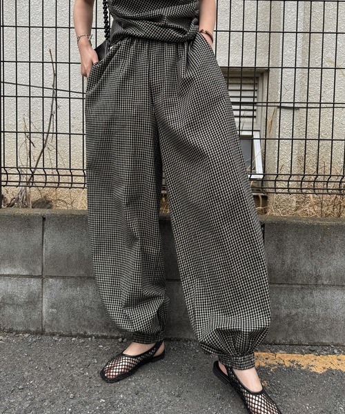 WILLFULLY(ウィルフリー)の「volume wide shirring check PT(その他パンツ・レディース・ブラック/ブラウン・FREE)」の14枚目の写真