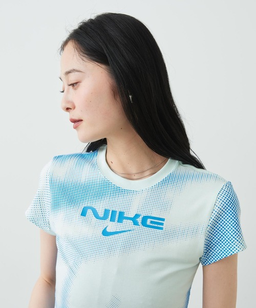 NIKE(ナイキ)の「ナイキ スポーツウェア チル ニット ウィメンズ スリム クロップド Tシャツ / Nike Sportswear Chill Knit Women's Slim Cropped T-Shirt IR7845-394 Barely Green(Tシャツ/カットソー・レディース・ライトグリーン・S/L/M/XL/XS)」の7枚目の写真