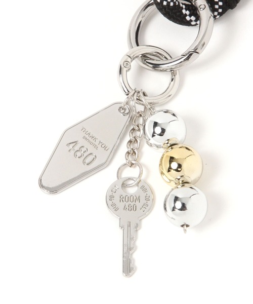 studio CLIP（スタディオクリップ）の「キーコードチャーム（キーホルダー・レディース・カーキ/ブラウン・FREE）」の4枚目の写真