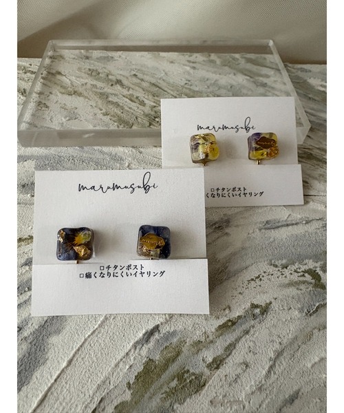 tone(トーン)の「【marumusubi】viola squareイヤリング(MA)(イヤリング・レディース・イエロー/ブルー・FREE)」の4枚目の写真