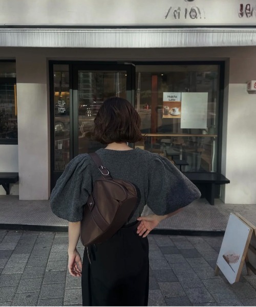 lawgy(ラウジー)の「2way handle tuck nylon bag / 2wayハンドルタックナイロンバッグ(ハンドバッグ・レディース・ブラウン/クリーム・FREE)」の20枚目の写真