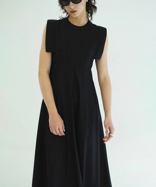 CLANE(クラネ)の「SQUARE SLEEVE ONEPIECE(ワンピース・レディース・アイボリー/ブラック/ストライプ・0/1/2)」の8枚目の写真