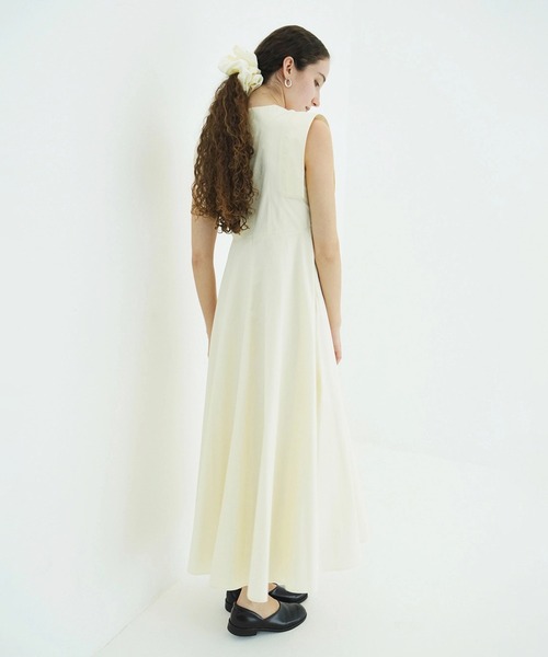 CLANE(クラネ)の「SQUARE SLEEVE ONEPIECE(ワンピース・レディース・アイボリー/ブラック/ストライプ・0/1/2)」の18枚目の写真