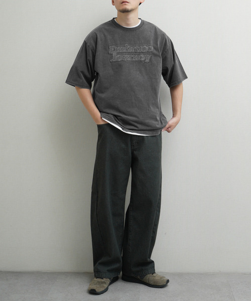 ZIP FIVE(ジップファイブ)の「綿100% 天竺 スノーウォッシュ・ピグメント加工 パッチ使い 半袖Tシャツ(Tシャツ/カットソー・メンズ・グレー/ブラック・MEDIUM/X-LARGE/LARGE)」の15枚目の写真