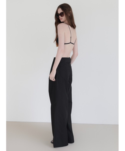NOWNS(ナウンス)の「Claire | Belt pants(スラックス・レディース・アイボリー/ブラック・FREE)」の19枚目の写真