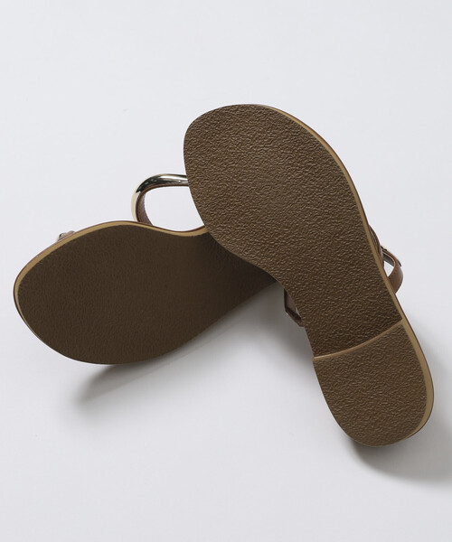 ATELIER BRUGGE(アトリエブルージュ)の「ATELIER BRUGGE/アトリエブルージュ メタルパーツ キルティング フラット トングサンダル / 2.5cmソール (22.5cm~24.5cmサイズ展開)(サンダル・レディース・キャメル/ブラック・SMALL/MEDIUM/LARGE)」の17枚目の写真