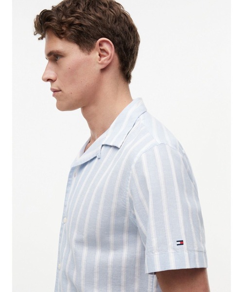 TOMMY HILFIGER(トミーヒルフィガー)の「リネンブレンドテクスチャーストライプショートスリーブシャツ(シャツ/ブラウス・メンズ・ネイビー・SMALL/MEDIUM/LARGE/X-LARGE)」の2枚目の写真