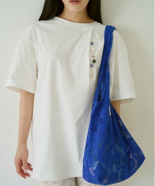common gull products.（コモンガルプロダクツ）の「空匂うレースバッグ（トートバッグ・レディース・アイボリー/ピンク系/パープル系・フリー）」の2枚目の写真