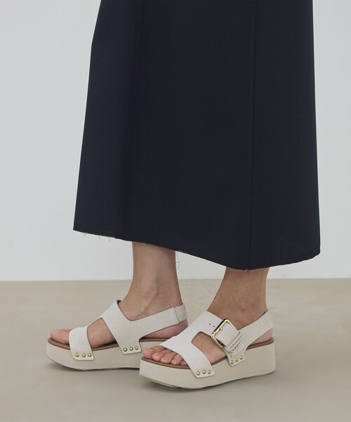 TOMORROWLAND (トゥモローランド)の「CLAIRE CHARLOTTE Sophie Suede バックストラップサンダル(サンダル・レディース・ライトグレー・38/36/37)」の9枚目の写真