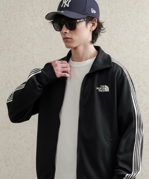 THE NORTH FACE(ザノースフェイス)の「THE NORTH FACE / TNF TRACK JACKET / NJ5JR52(ジャージ・メンズ・ブラック/オフホワイト・MEDIUM/SMALL)」の16枚目の写真