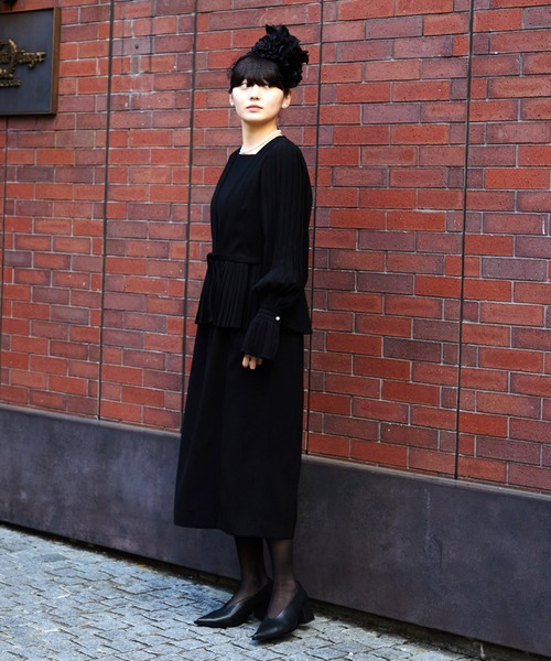 Ranerrh(ラネリ)の「プリーツデザインフォーマルドレス【喪服・礼服】【入卒式・結婚式】【正喪服】【春秋冬】(ワンピース・レディース・ブラック・38)」の14枚目の写真