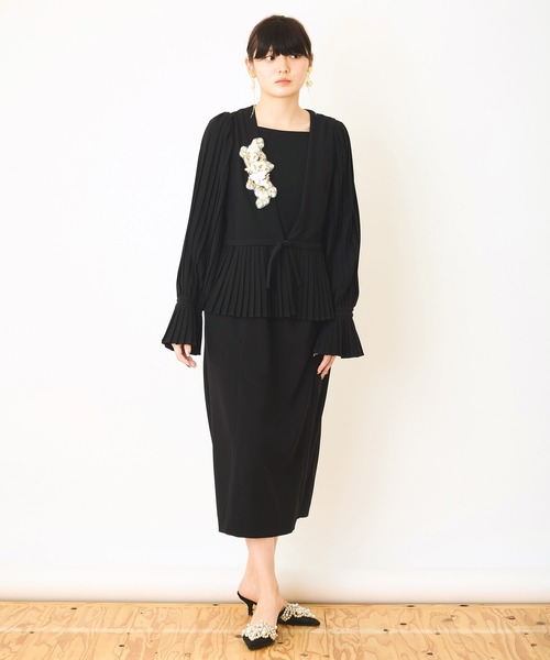 Ranerrh(ラネリ)の「プリーツデザインフォーマルドレス【喪服・礼服】【入卒式・結婚式】【正喪服】【春秋冬】(ワンピース・レディース・ブラック・38)」の8枚目の写真
