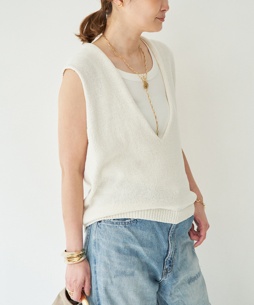 Deuxieme Classe（ドゥーズィエムクラス）の「Lily Linen Vネック