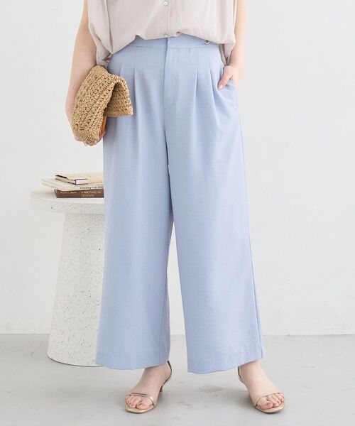 le.coeur blanc(ルクールブラン)の「【手洗い可】タンブラーブッチャータックワイドパンツ(その他パンツ・レディース・ベージュ/ネイビー/サックスブルー・38/36)」の3枚目の写真