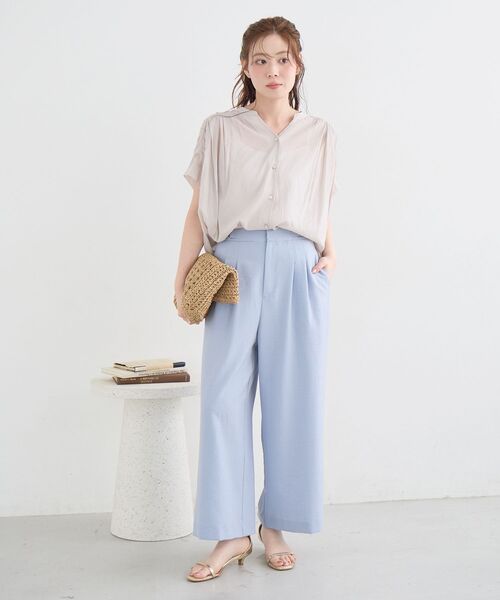 le.coeur blanc(ルクールブラン)の「【手洗い可】タンブラーブッチャータックワイドパンツ(その他パンツ・レディース・ベージュ/ネイビー/サックスブルー・38/36)」の8枚目の写真