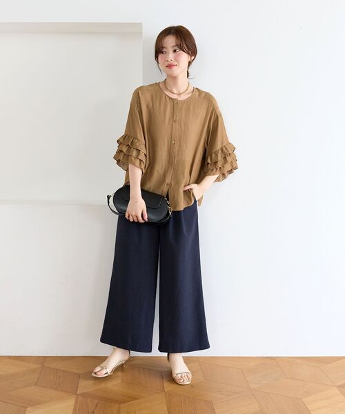 le.coeur blanc(ルクールブラン)の「【手洗い可】タンブラーブッチャータックワイドパンツ(その他パンツ・レディース・ベージュ/ネイビー/サックスブルー・38/36)」の16枚目の写真