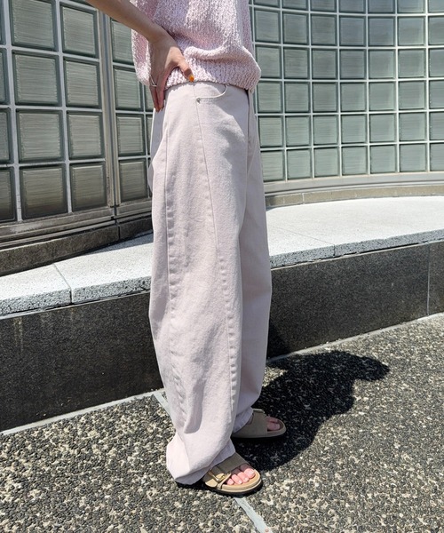 meilmada（メイルマダ）の「サイド切替カラーデニムパンツ（デニムパンツ・レディース・ライトグレー/ピンク・SMALL/MEDIUM/LARGE）」の4枚目の写真