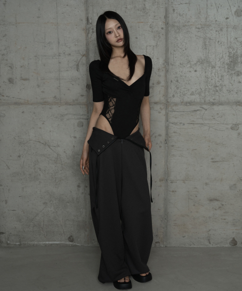 ETRE AU SOMMET(エトレオソメ)の「Double Rib Pintuck Training Pants (Dark Gray)(スウェットパンツ・レディース・ダークグレー・FREE)」の7枚目の写真