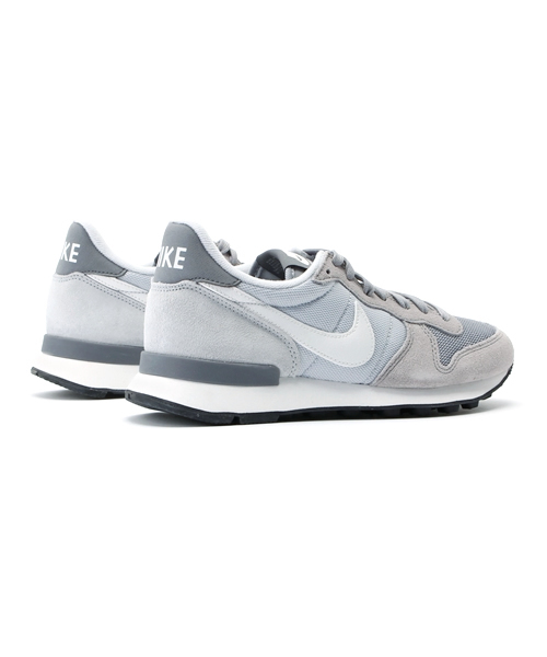 OUTLET(アウトレット)の「【'PalinkA】Nike/インターナショナリスト(スニーカー・レディース・レッド/グレー・23.5/22.5/24)」の5枚目の写真