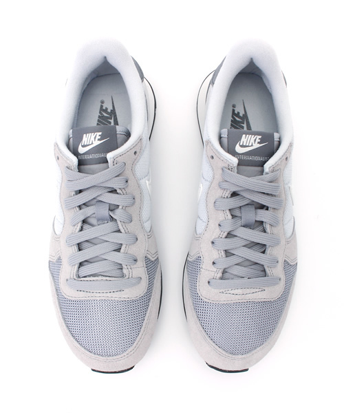 OUTLET(アウトレット)の「【'PalinkA】Nike/インターナショナリスト(スニーカー・レディース・レッド/グレー・23.5/22.5/24)」の10枚目の写真