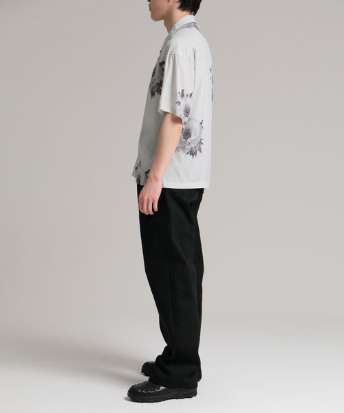 DELUXE(デラックス)の「DELUXE x Kosuke Kawamura Flower Shirts(シャツ/ブラウス・メンズ・ホワイト/ブラック・MEDIUM/SMALL/LARGE)」の10枚目の写真