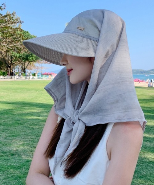 Ritzy（リッツィー）の「布付き 2WAY ストローサンバイザーハット（サンバイザー・レディース・ベージュ/グリーン/ブラック×グレー/ライトグレー・FREE）」の13枚目の写真