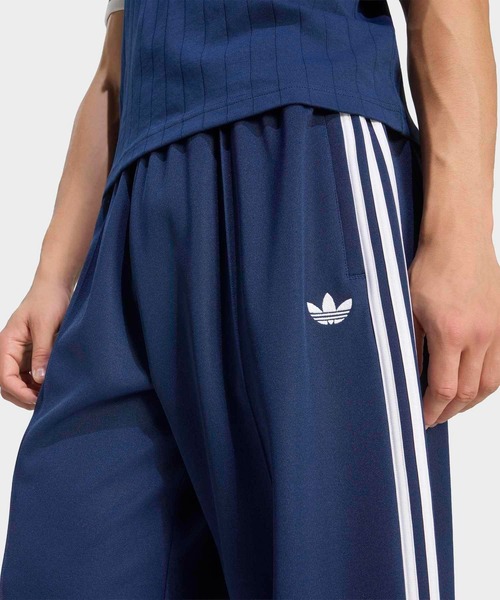 adidas(アディダス)の「BAGGY TRACK PANTS / アディダスオリジナルス adidas Originals(その他パンツ・メンズ・ブルー・SMALL/XX-LARGE/X-SMALL/MEDIUM/X-LARGE/LARGE/3XL)」の7枚目の写真