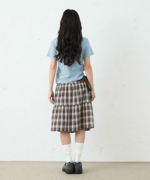 FCMM(エフシーエムエム)の「CHECK SKIRT/チェックスカート(スカート・レディース・ダークブルー/ブラウン/ネイビー・MEDIUM/SMALL)」の6枚目の写真