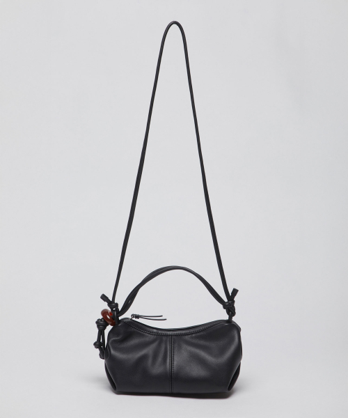 Archivepke(アーカイブエプク)の「Mini ridge bag(Deep sleep)_OVBAX26006BLK(メッセンジャーバッグ・レディース・その他・OS)」の2枚目の写真