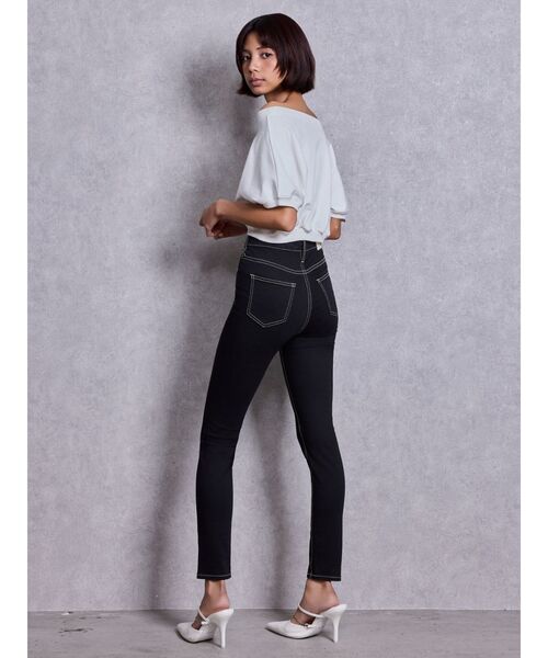 GYDA（ジェイダ）の「ハイウエストワンウォッシュスキニーパンツ（デニムパンツ・レディース・ブラック・LARGE/X-SMALL）」の4枚目の写真