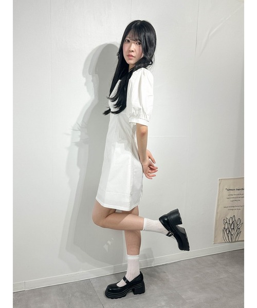 marcydorn(マーシードルン)の「スクエアネックボリューム袖 タイトミニワンピース(ワンピース・レディース・ホワイト・S/M/L)」の9枚目の写真