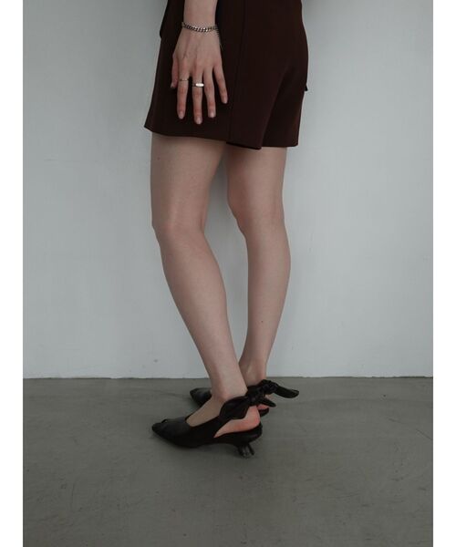 LAGUNAMOON（ラグナムーン）の「バックリボンオープントゥパンプス（パンプス・レディース・イエロー/ブラウン・SMALL/MEDIUM）」の2枚目の写真